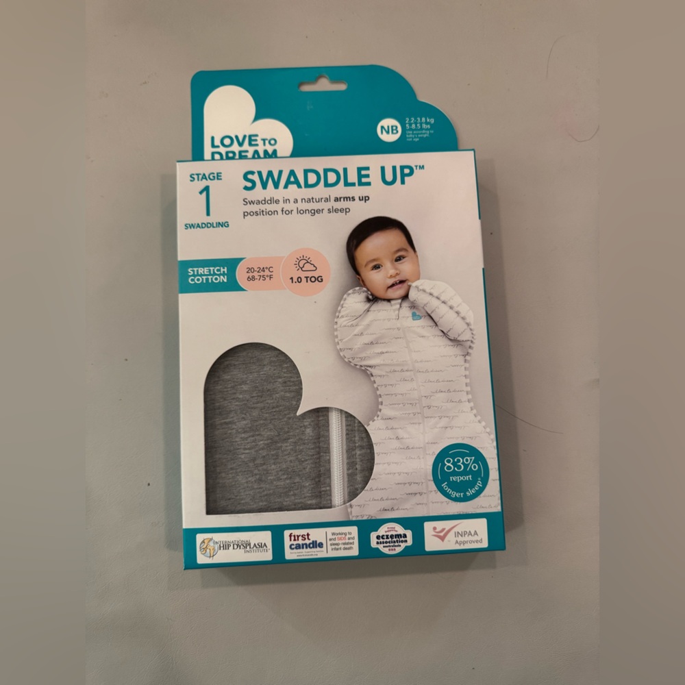 NIB R$35 Love to Dream Swaddle Up in Gray and White size Newborn